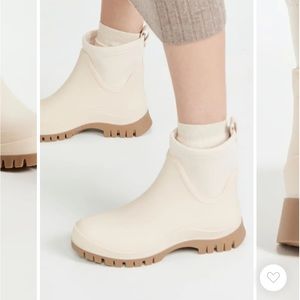 Sam Edelman, Louisa Rubber Waterproof boots, size 9, Ivory, never worn
